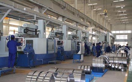 转盘轴承车加工通道